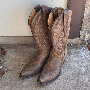 Caborca Silver Boots